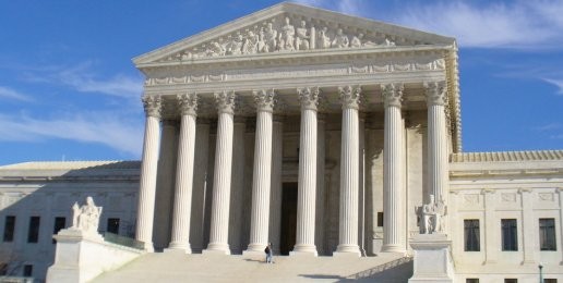 Students Told They Can’t Pray Outside Supreme Court