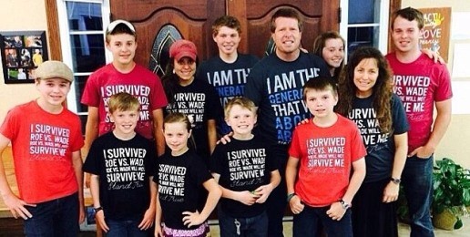 Amid Competing Petitions, TLC Says Duggars Will Stay